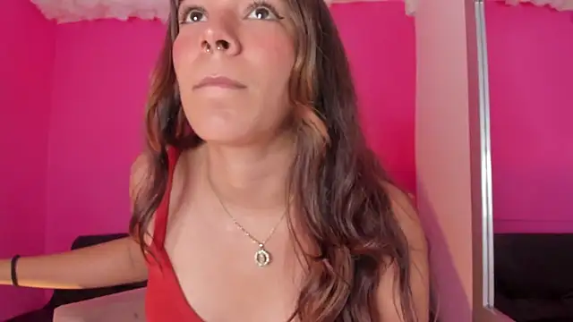 Snapshot of violett_24_ chatting on 03.19.25 violett 24 online show from 03.19.25