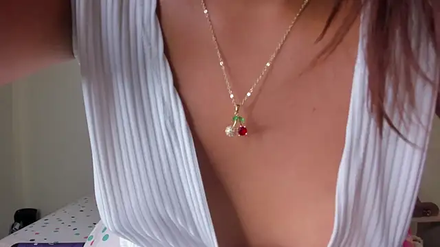 Snapshot of violett_24_ chatting on 09.08.25 violett 24 online show from 09.08.25