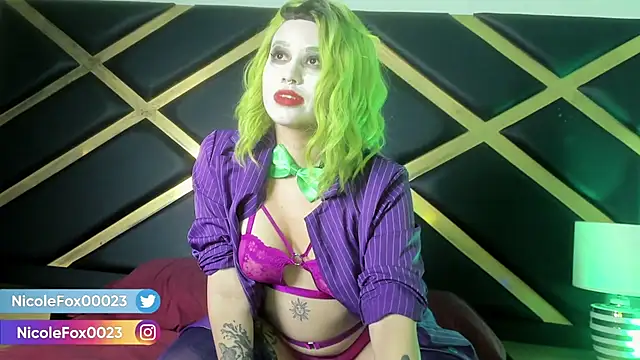 NicoleFox23  online show from 10.29.25