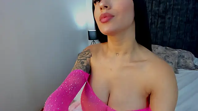 Antonella Smiith  online show from 03.15.25