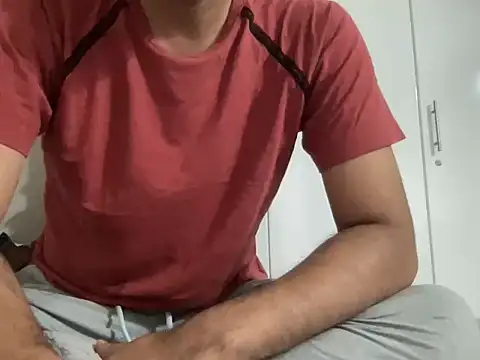 Snapshot of playboyx007 chatting on 11.03.25 playboyx007 online show from 11.03.25