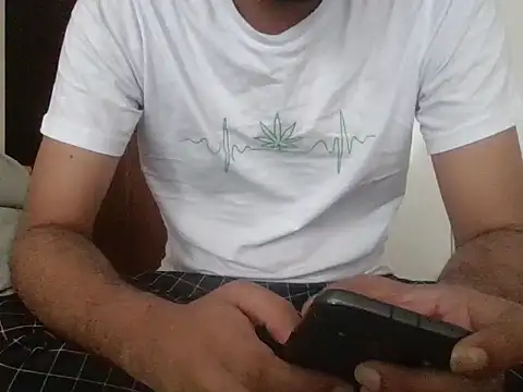Snapshot of playboyx007 chatting on 04.25.26 playboyx007 online show from 04.25.26