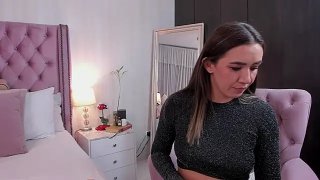 natashaleightt online show from 03.21.26