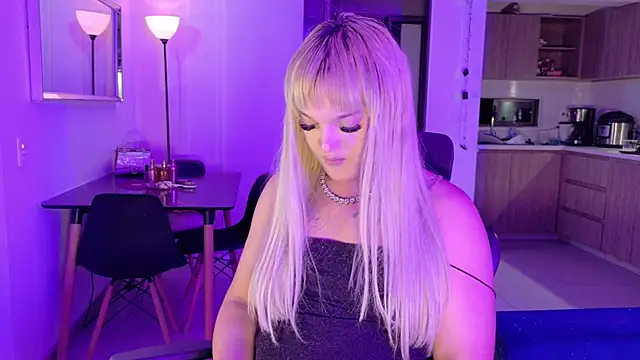 ScarletThompsonx online show from 02.15.26