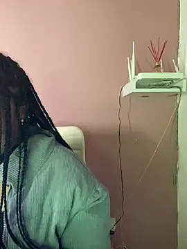 Snapshot of MichelleDiaz_Pink chatting on 03.11.25 MichelleDiaz Pink online show from 03.11.25