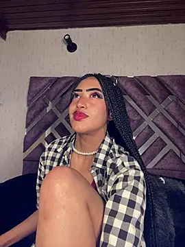 Snapshot of MichelleDiaz_Pink chatting on 03.15.25 MichelleDiaz Pink online show from 03.15.25