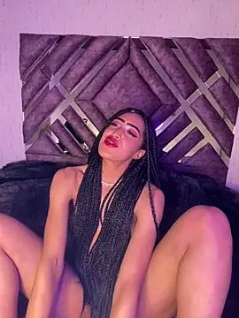 Snapshot of MichelleDiaz_Pink chatting on 03.18.25 MichelleDiaz Pink online show from 03.18.25