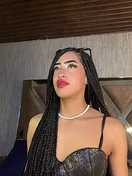 Snapshot of MichelleDiaz_Pink chatting on 03.23.25 MichelleDiaz Pink online show from 03.23.25