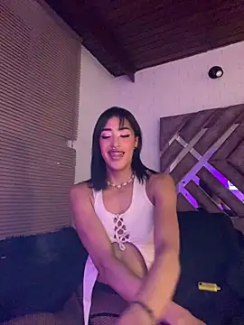 Snapshot of MichelleDiaz_Pink chatting on 09.25.25 MichelleDiaz Pink online show from 09.25.25