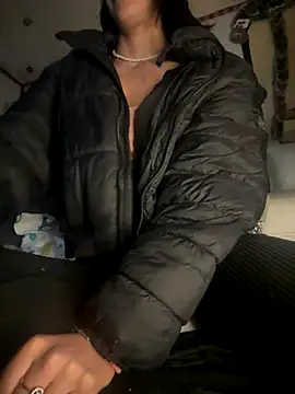 MichelleDiaz Pink online show from 12.02.25