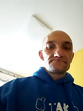 Machura online show from 03.05.26