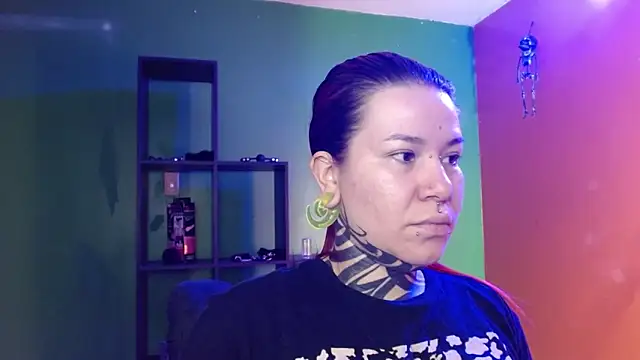 Pandora 9666 online show from 04.18.26