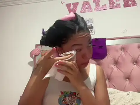 hellokitty  valery online show from 02.26.25