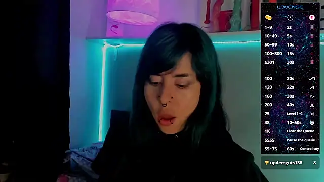 Hisato111 online show from 09.15.25