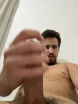 Snapshot of zJaulin chatting on 02.25.25 zJaulin online show from 02.25.25