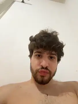 Snapshot of zJaulin chatting on 11.12.25 zJaulin online show from 11.12.25