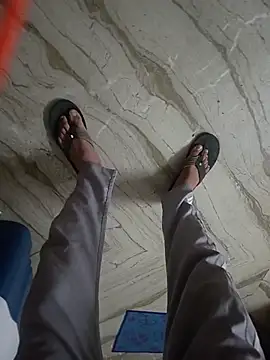 Snapshot of Delhi_BoyBigcock chatting on 11.11.25 Delhi BoyBigcock online show from 11.11.25