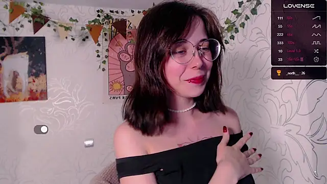  miraclecattt  online show from 12.14.25