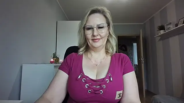DianaLive online show from 02.23.26