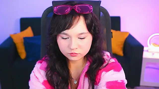 HanaWise online show from 02.24.25