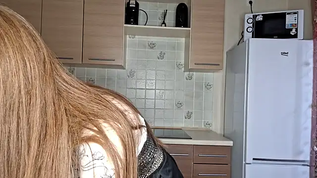 Adele kawaii online show from 03.19.25