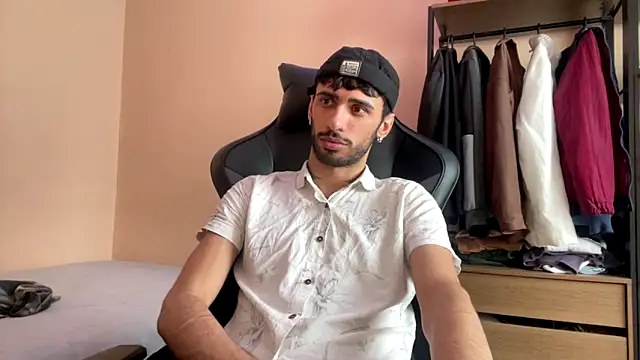 Snapshot of iendriw chatting on 10.26.25 iendriw online show from 10.26.25