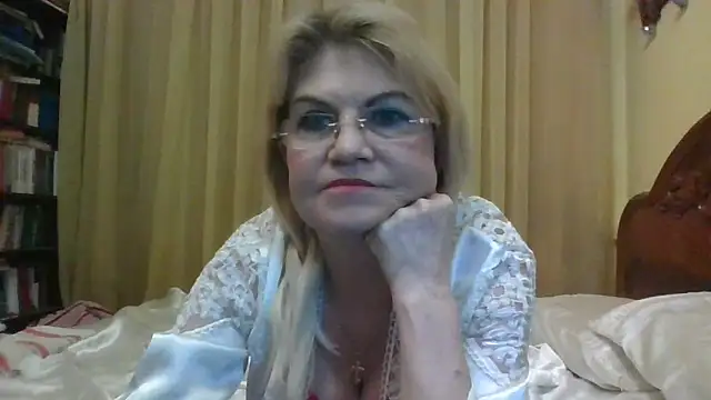 Snapshot of Heidi-Helga chatting on 02.28.25 Heidi-Helga online show from 02.28.25