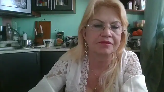 Snapshot of Heidi-Helga chatting on 03.20.25 Heidi-Helga online show from 03.20.25