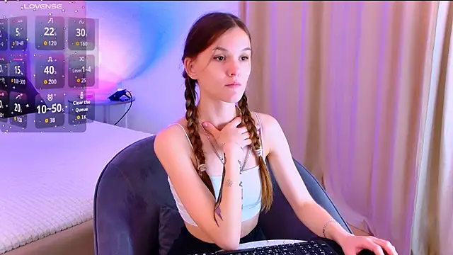 Amber Rogers online show from 10.11.25