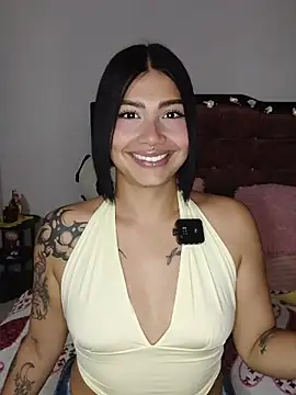 Snapshot of Kylie_brazt chatting on 05.03.26 Kylie brazt online show from 05.03.26