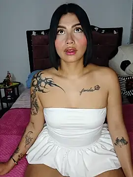 Snapshot of Kylie_brazt chatting on 05.19.26 Kylie brazt online show from 05.19.26