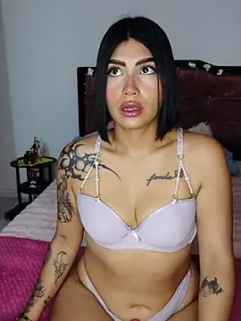 Snapshot of Kylie_brazt chatting on 05.20.26 Kylie brazt online show from 05.20.26