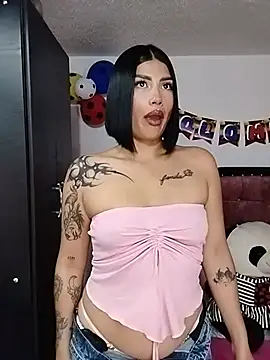 Snapshot of Kylie_brazt chatting on 06.29.26 Kylie brazt online show from 06.29.26