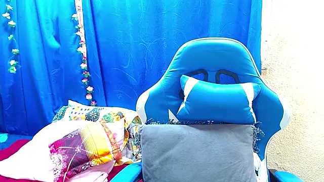 Gia leinn online show from 04.01.26