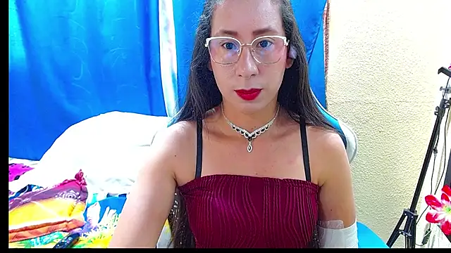 Snapshot of Gia_leinn chatting on 06.24.26 Gia leinn online show from 06.24.26
