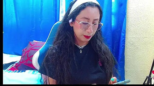 Snapshot of Gia_leinn chatting on 06.29.26 Gia leinn online show from 06.29.26