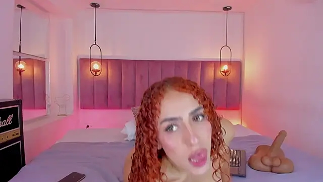 Snapshot of irinnah_lottus chatting on 10.21.25 irinnah lottus online show from 10.21.25
