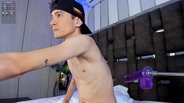 ValentinoMoreti online show from 09.26.25