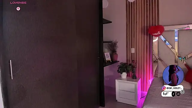 Snapshot of sweetviolet__ chatting on 02.24.26 sweetviolet online show from 02.24.26