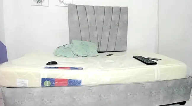 Snapshot of Luna__ho chatting on 03.09.25 Luna ho online show from 03.09.25