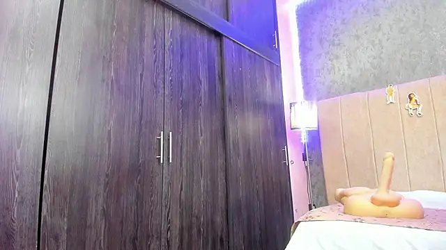 ava-am online show from 11.13.25