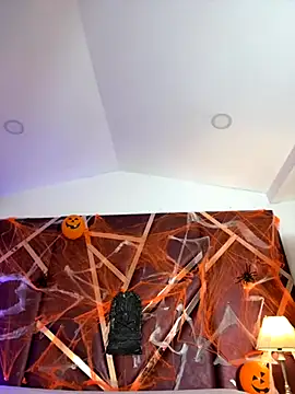 DanielaMedinaa online show from 10.29.25