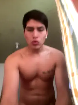 Snapshot of MaxxxSteil chatting on 11.19.25 MaxxxSteil online show from 11.19.25