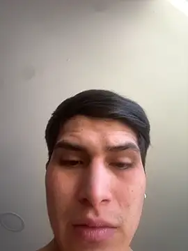 Snapshot of MaxxxSteil chatting on 11.21.25 MaxxxSteil online show from 11.21.25