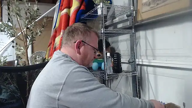 Randomoldguy615 online show from 03.03.25