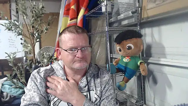 Randomoldguy615 online show from 03.20.25