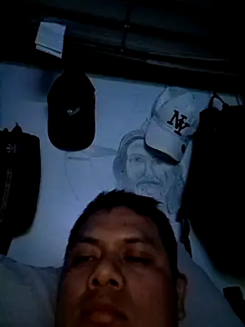 Snapshot of flaco16 chatting on 12.17.25 flaco16 online show from 12.17.25