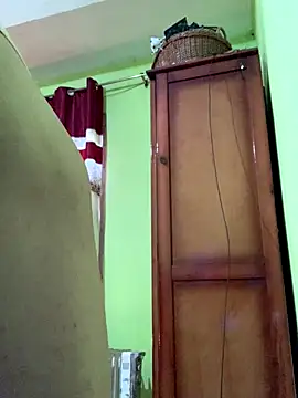 Snapshot of Femboylili chatting on 12.21.25 Femboylili online show from 12.21.25