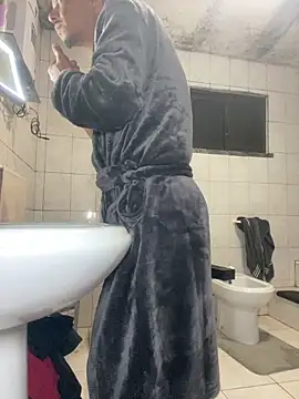 rogerdik76 online show from 04.23.26