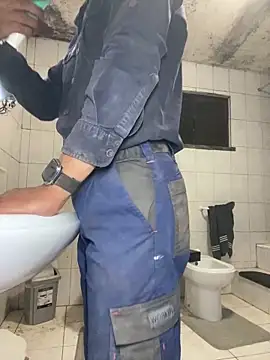 rogerdik76 online show from 04.28.26